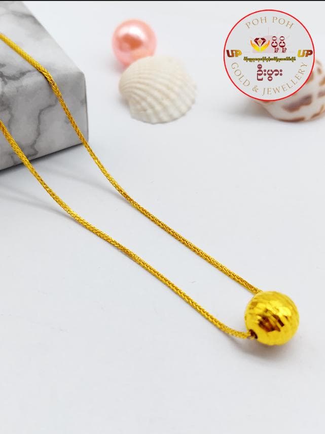 Poe Poe Gold jewelry piece 3
